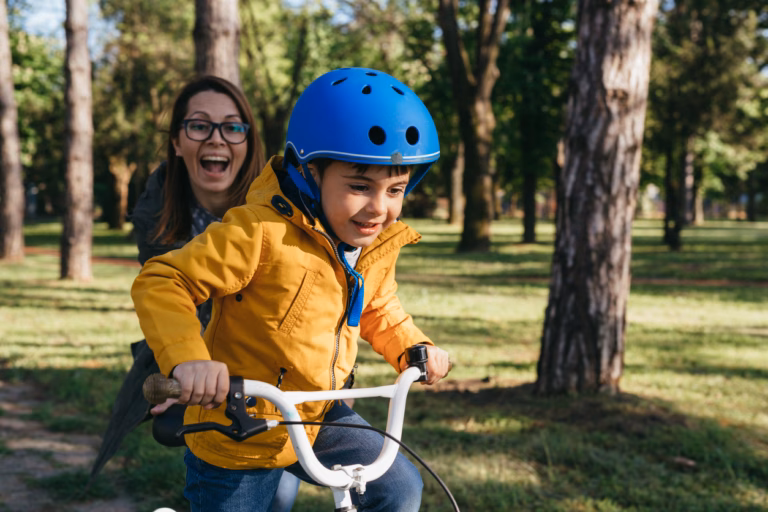 Local Authority fostering or an Independent Fostering Agency: What’s the difference?